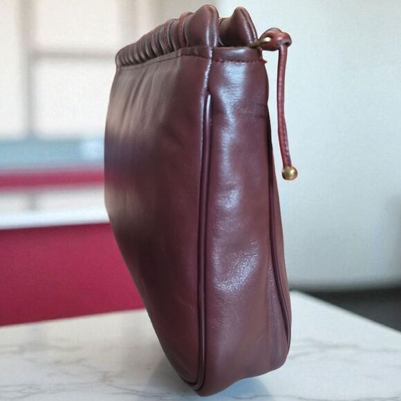 Etienne Aigner Burgundy Leather Clutch In Great Conditon - Picture 5 of 9